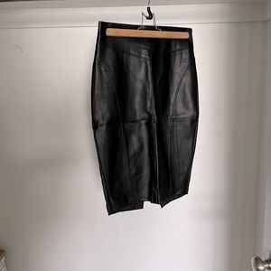 Black faux leather pencil skirt